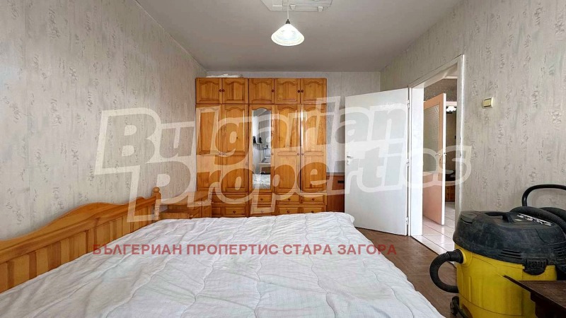 Продава  3-стаен град Стара Загора , Три чучура - център , 77 кв.м | 48911376 - изображение [2]