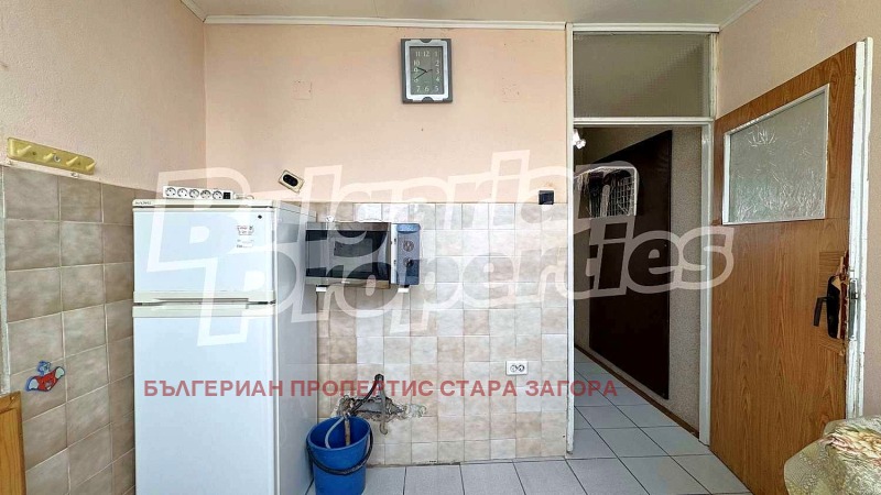 Продава  3-стаен град Стара Загора , Три чучура - център , 77 кв.м | 48911376 - изображение [12]