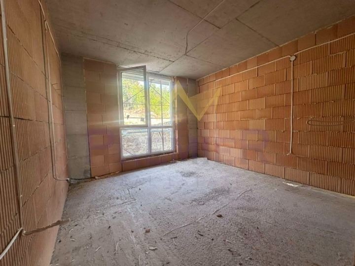 Продава  3-стаен град Варна , Възраждане 3 , 96 кв.м | 64804933 - изображение [6]