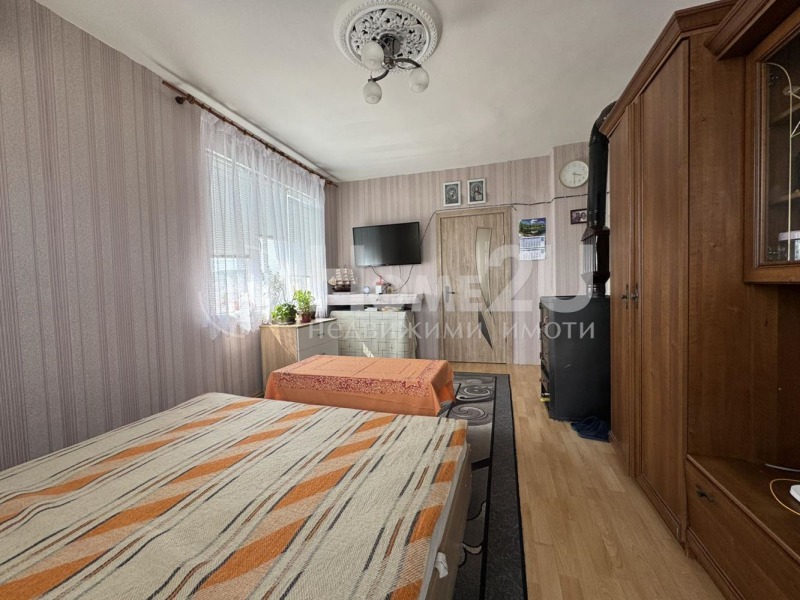 Na prodej  3 ložnice oblast Varna , Aksakovo , 147 m2 | 83406820 - obraz [2]