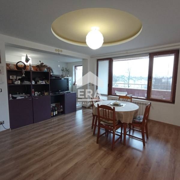 Продава МНОГОСТАЕН, гр. София, Западен парк, снимка 2 - Апартаменти - 52616448