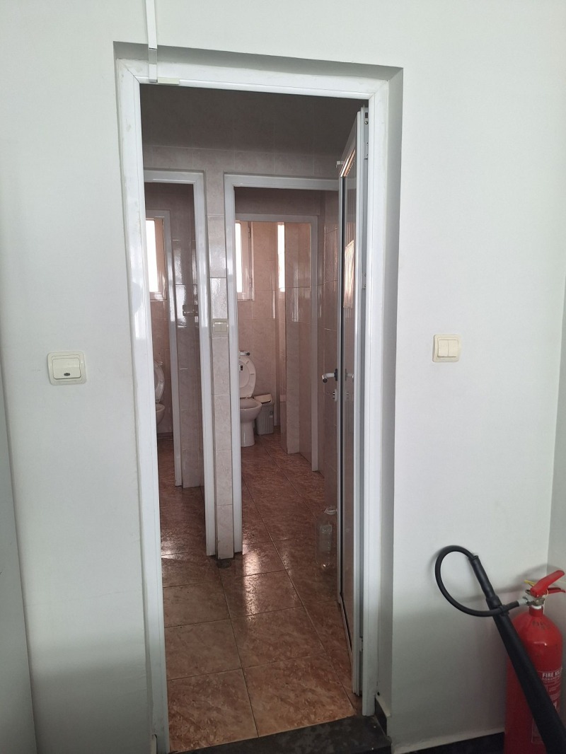 Προς πώληση  Γραφείο περιοχή Μπλαγκόεβγκραντ , Σανδανσκη , 266 τ.μ | 71829082 - εικόνα [6]