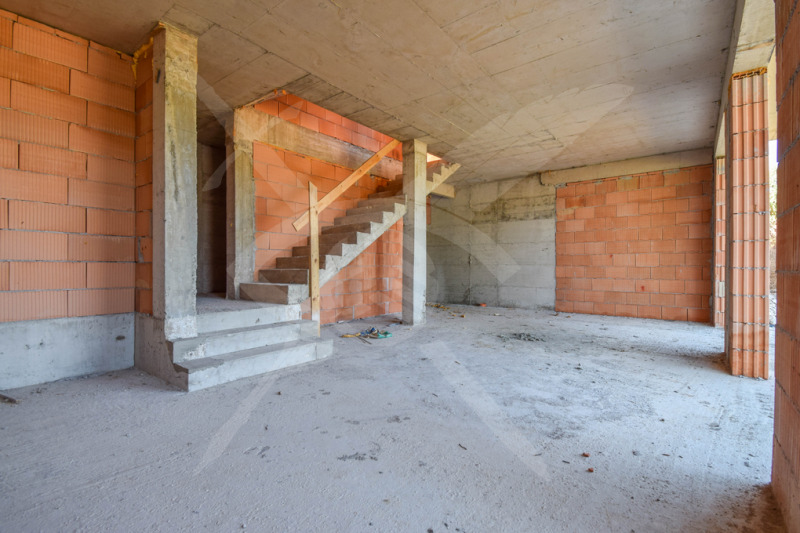 Na prodej  Dům Varna , m-t Alen mak , 317 m2 | 46904165 - obraz [8]
