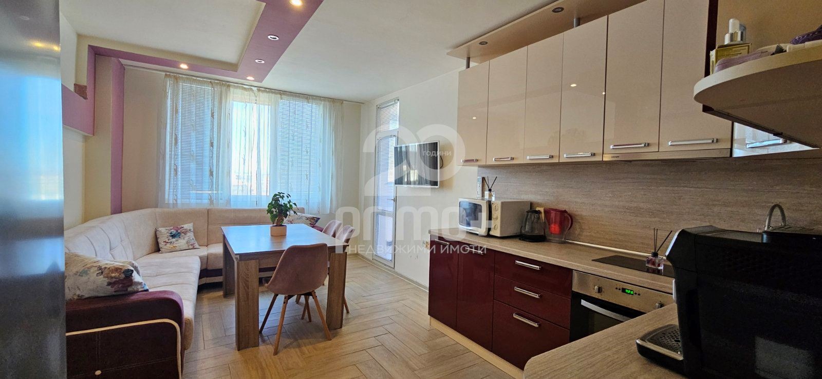 Продава 3-СТАЕН, гр. Велико Търново, Бузлуджа, снимка 2 - Апартаменти - 53767233