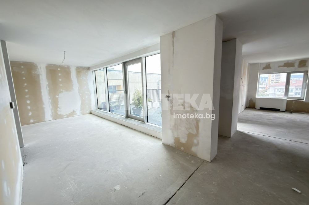 Продава МНОГОСТАЕН, гр. София, Изток, снимка 10 - Апартаменти - 54148605