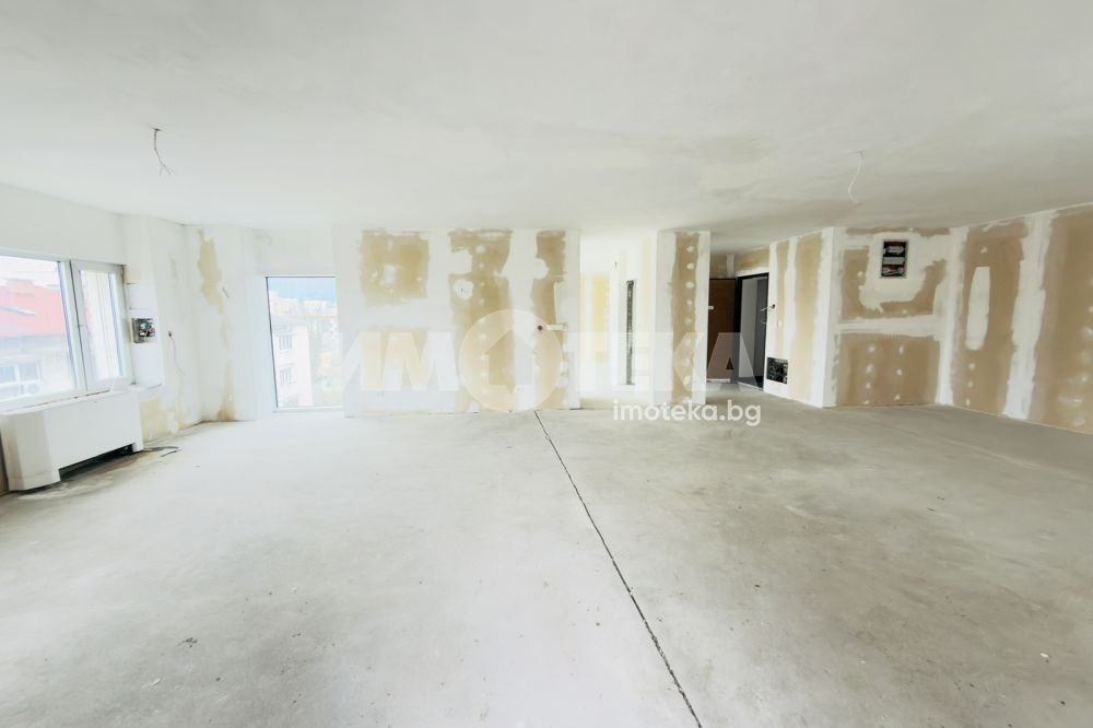 Продава МНОГОСТАЕН, гр. София, Изток, снимка 9 - Апартаменти - 54148605