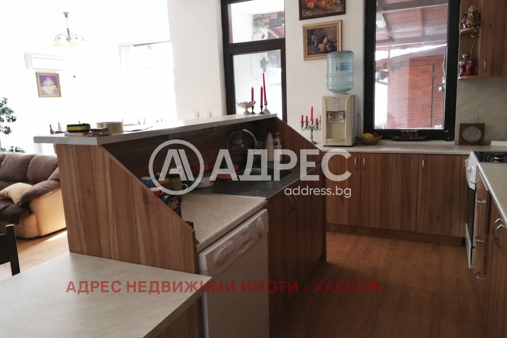 Продава КЪЩА, гр. Хасково, Любен Каравелов, снимка 6 - Къщи - 54879775