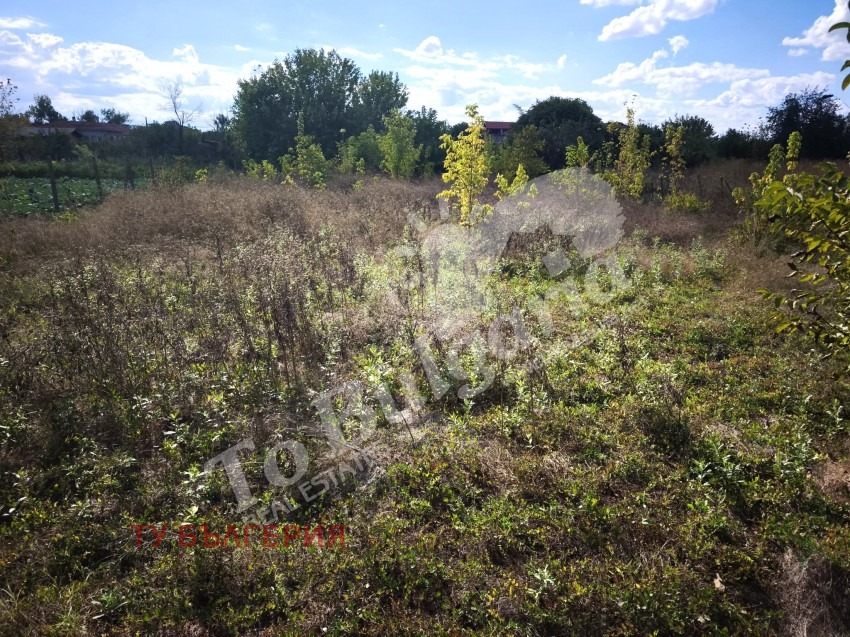 Продава ПАРЦЕЛ, с. Ресен, област Велико Търново, снимка 2 - Парцели - 56080684