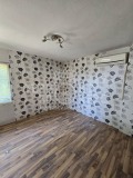 Продава КЪЩА, гр. Дебелец, област Велико Търново, снимка 1