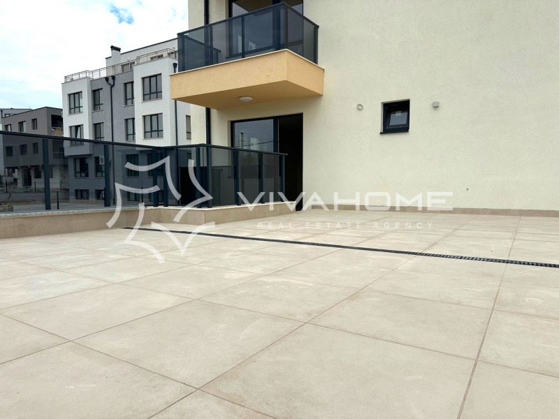 Продава  2-стаен град Варна , к.к. Св.Св. Константин и Елена , 103 кв.м | 17733087 - изображение [2]