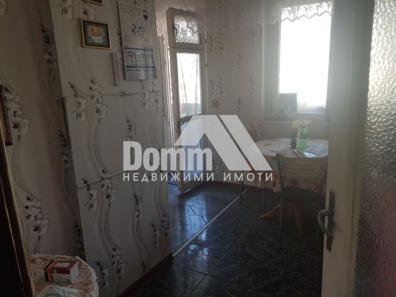 Продава  4-стаен град Варна , Център , 98 кв.м | 36979314 - изображение [3]