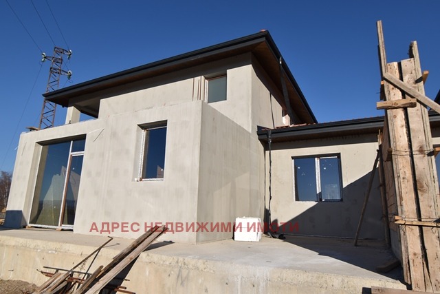 Продава КЪЩА, с. Ягода, област Стара Загора, снимка 1 - Къщи - 48614199