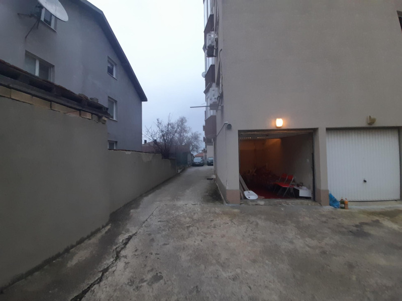Продава ГАРАЖ, ПАРКОМЯСТО, гр. Варна, Виница, снимка 2 - Гаражи и паркоместа - 52307097