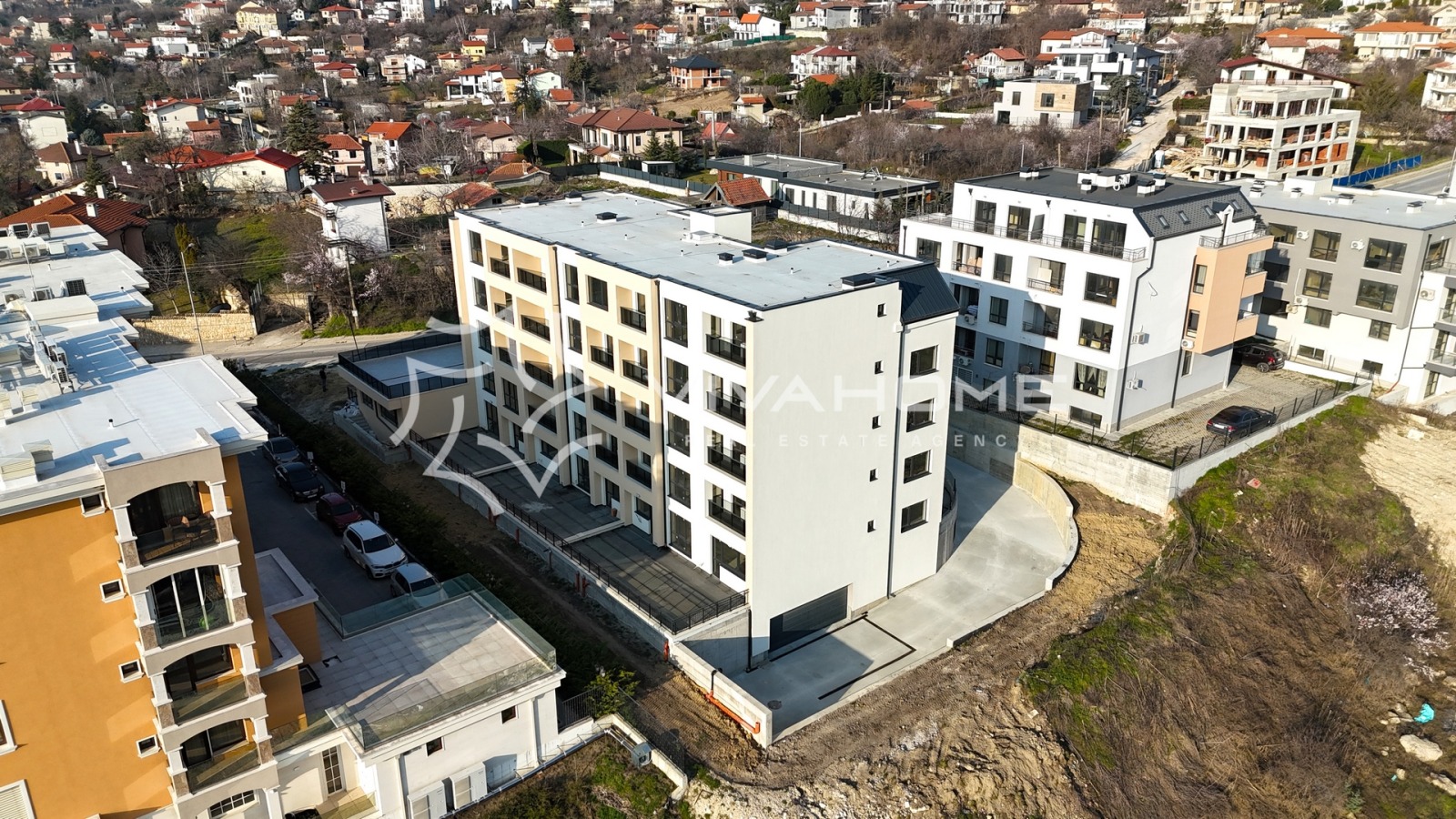 Продава 2-СТАЕН, гр. Варна, к.к. Св.Св. Константин и Елена