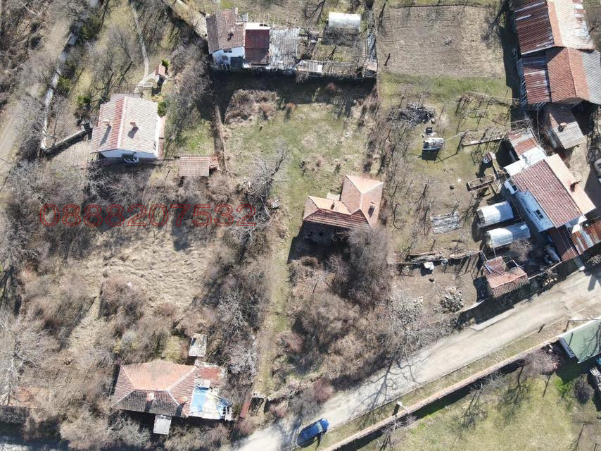 Продава КЪЩА, с. Полянци, област София област, снимка 4 - Къщи - 54356655