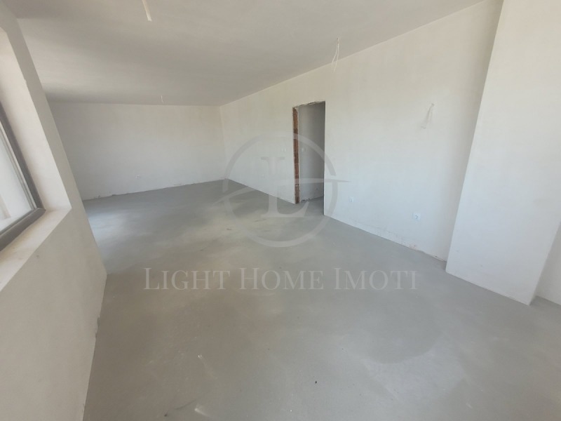 Продава  2-стаен град Пловдив , Коматево , 87 кв.м | 11250709 - изображение [4]