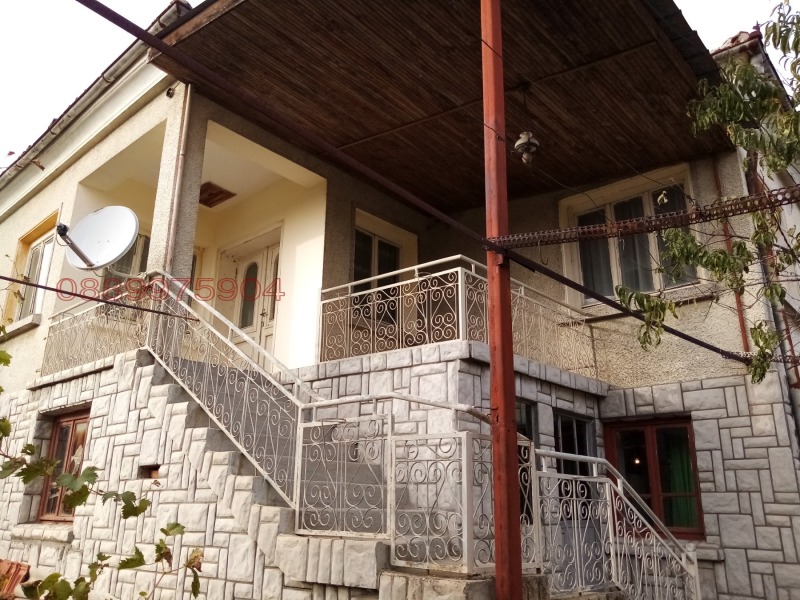 Продава КЪЩА, с. Маломир, област Ямбол