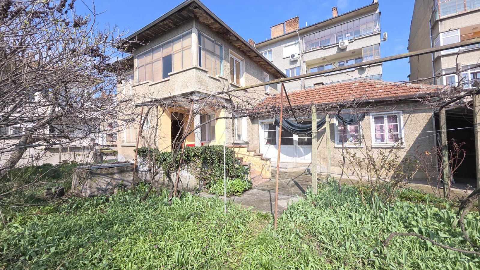 Продава КЪЩА, гр. Горна Оряховица, област Велико Търново