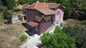 Hus Konstantinovo, Varna