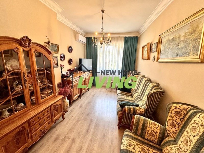 Satılık  2 yatak odası Plovdiv , Karşiyaka , 100 metrekare | 62753461 - görüntü [2]