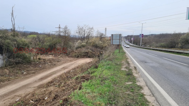 Продава  Парцел град Велико Търново , Промишлена зона - Запад , 3400 кв.м | 62372086 - изображение [8]