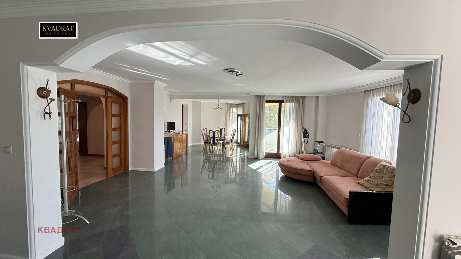 Продава 3-СТАЕН, гр. София, Лозенец, снимка 2 - Апартаменти - 52244336