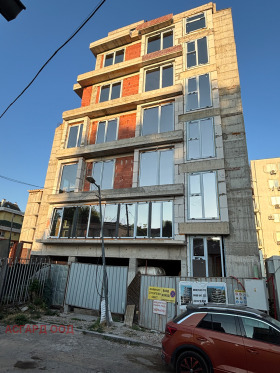 2 ložnice Oborište, Sofia
