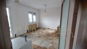 2 quartos Trakiia, Plovdiv