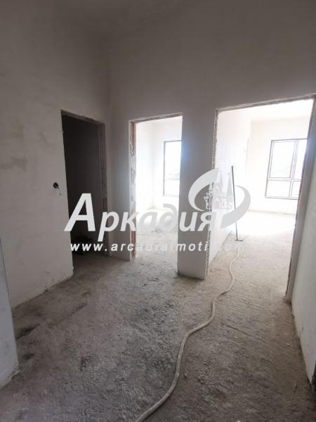 Продава  2-стаен град Пловдив , Въстанически , 65 кв.м | 10584057 - изображение [3]