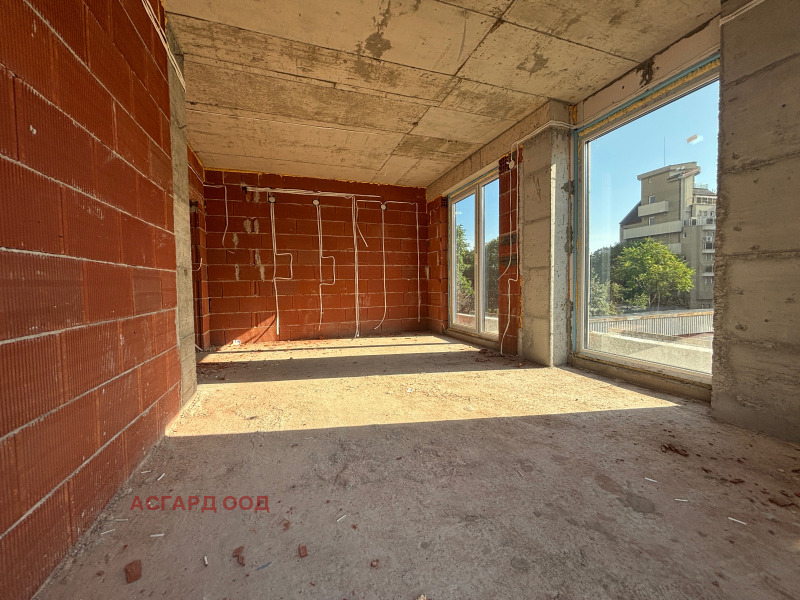 Till salu  2 sovrum Sofia , Oboristje , 135 kvm | 96911482 - bild [3]