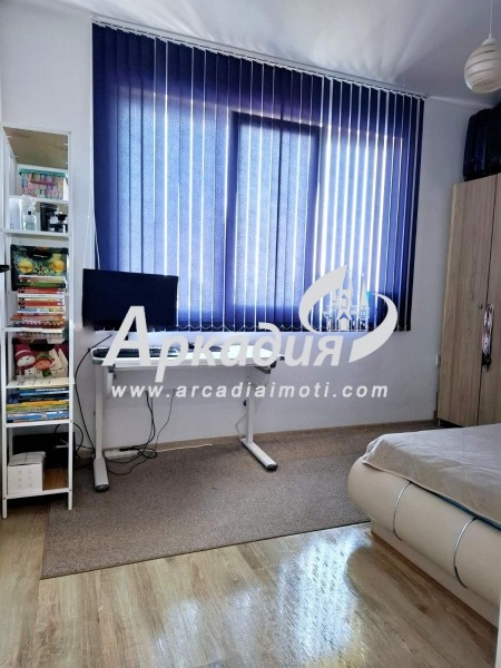 En venta  3+ dormitorios Plovdiv , Vastanicheski , 132 metros cuadrados | 14995513 - imagen [7]