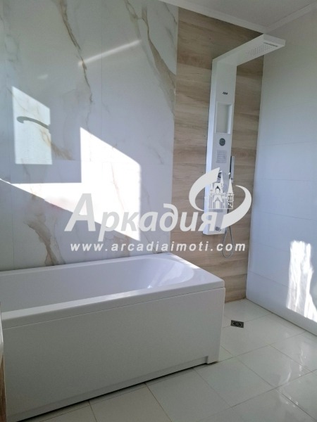 En venta  3+ dormitorios Plovdiv , Vastanicheski , 132 metros cuadrados | 14995513 - imagen [15]
