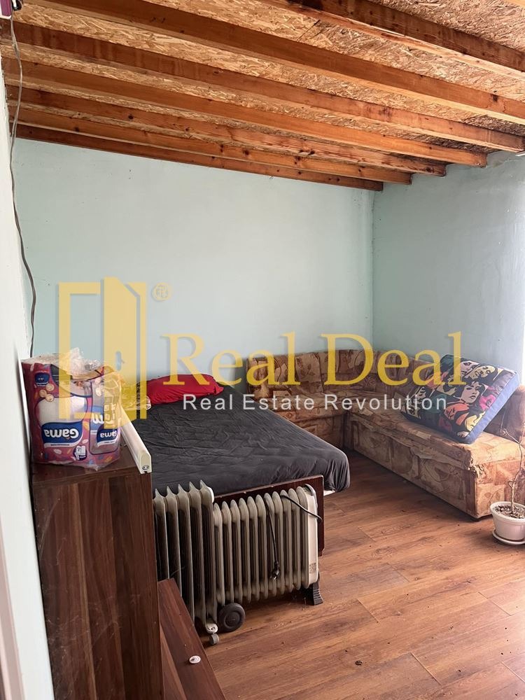 Продава КЪЩА, с. Прибой, област Перник, снимка 12 - Къщи - 54292036