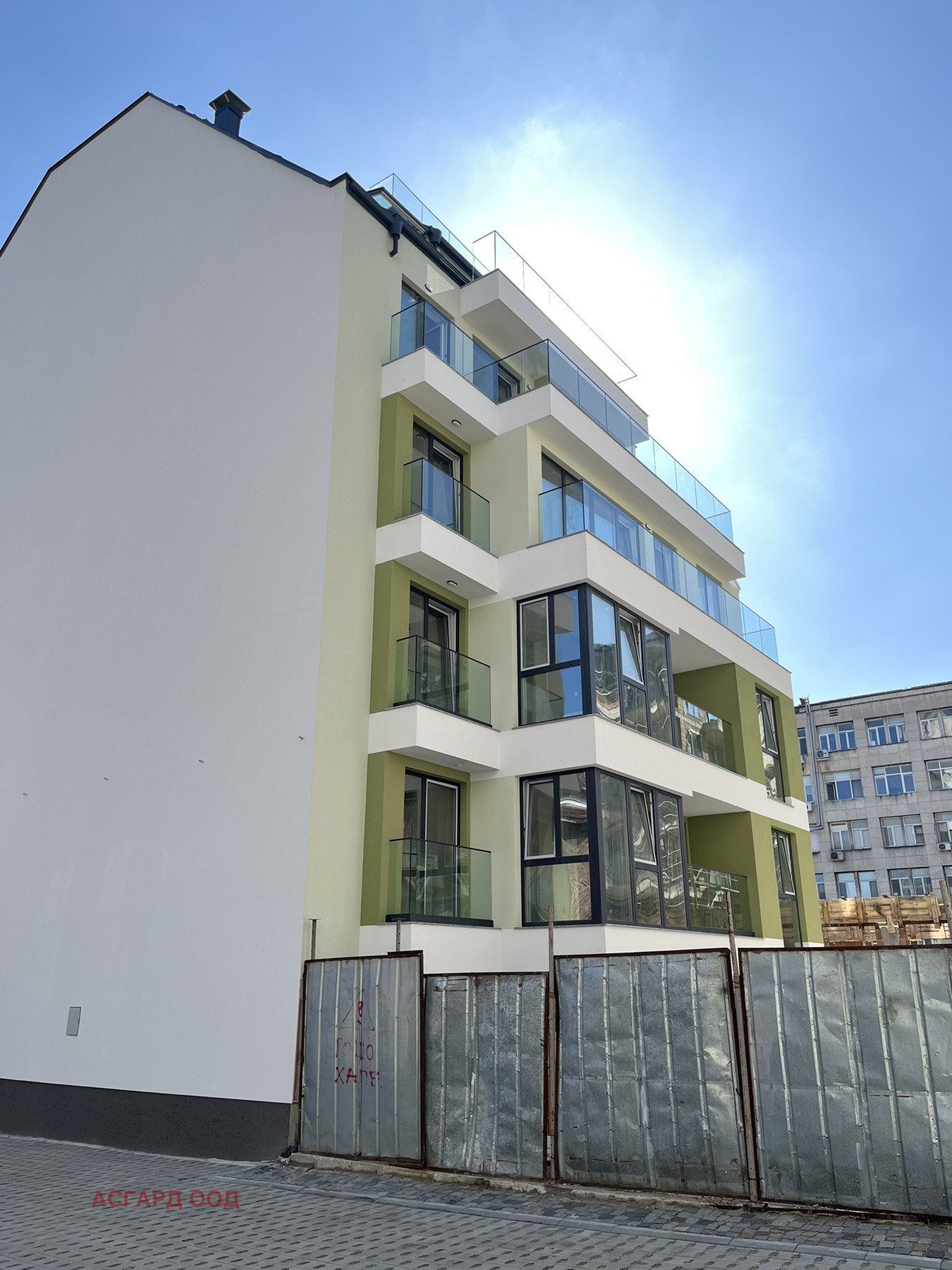 Продава 3-СТАЕН, гр. София, Оборище, снимка 2 - Апартаменти - 47687367