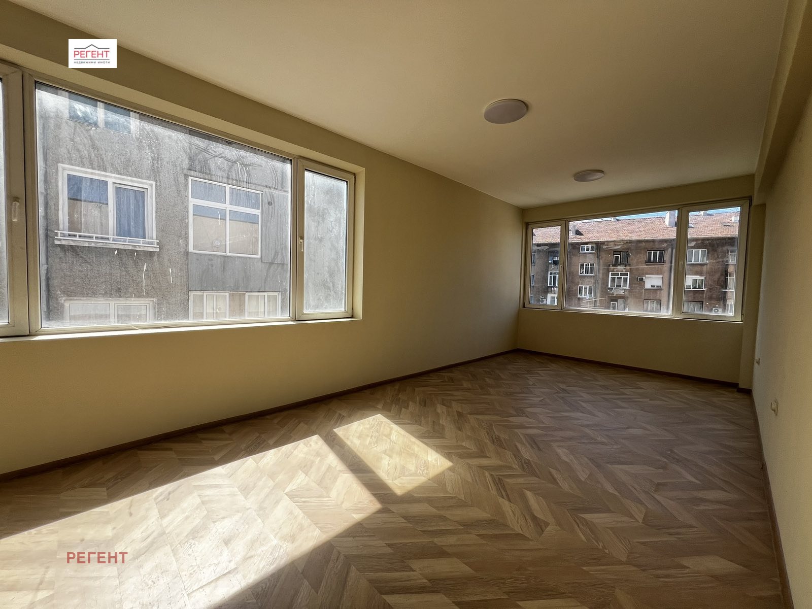 Продава ОФИС, гр. Габрово, Център, снимка 2 - Офиси - 45113310