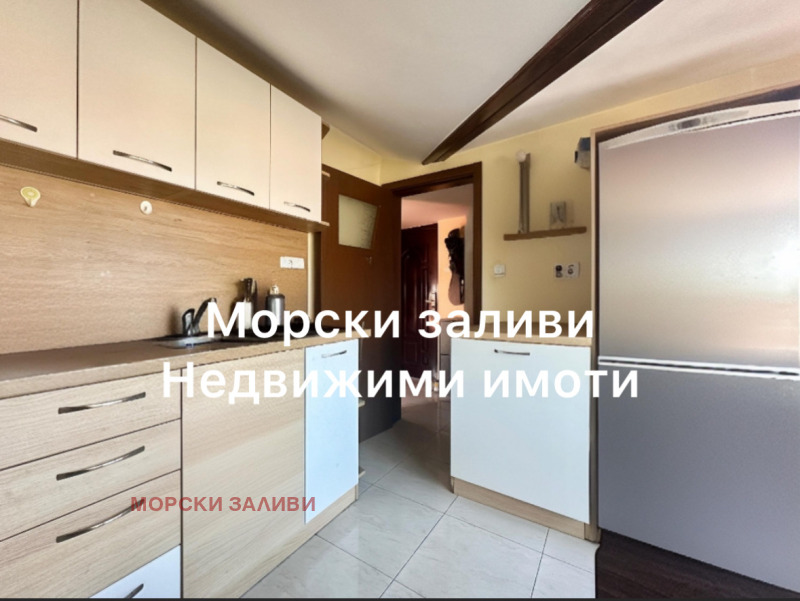 На продаж  1 спальня Бургас , Център , 60 кв.м | 43657762