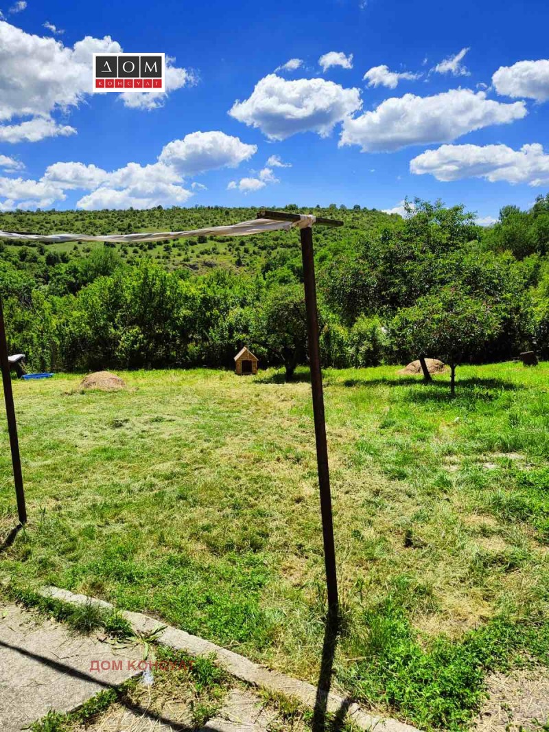 Продава КЪЩА, с. Бърложница, област София област, снимка 13 - Къщи - 52398496