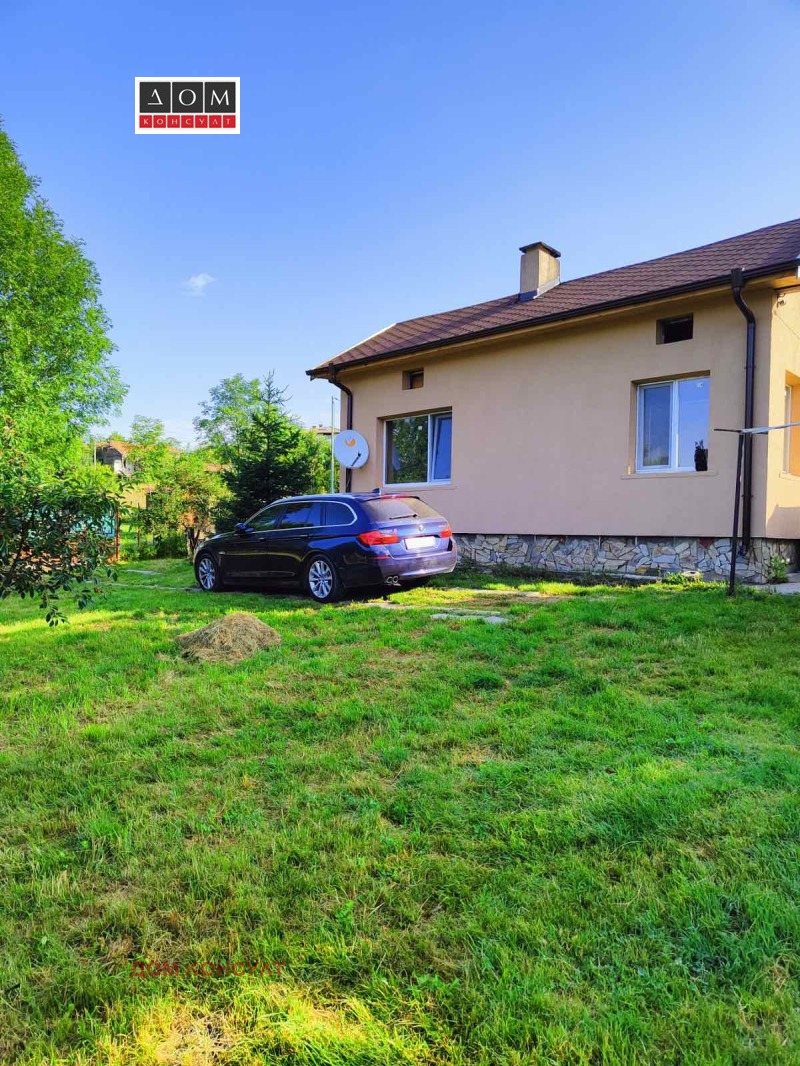 Продава КЪЩА, с. Бърложница, област София област, снимка 10 - Къщи - 52398496