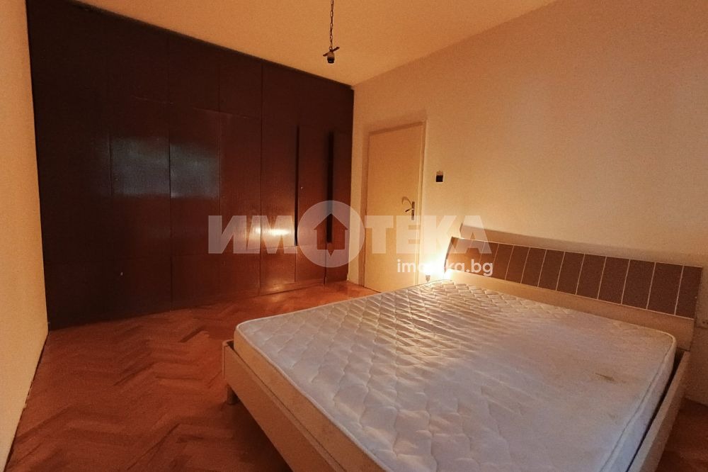 Продава 2-СТАЕН, гр. Пловдив, Гагарин, снимка 2 - Апартаменти - 54518373