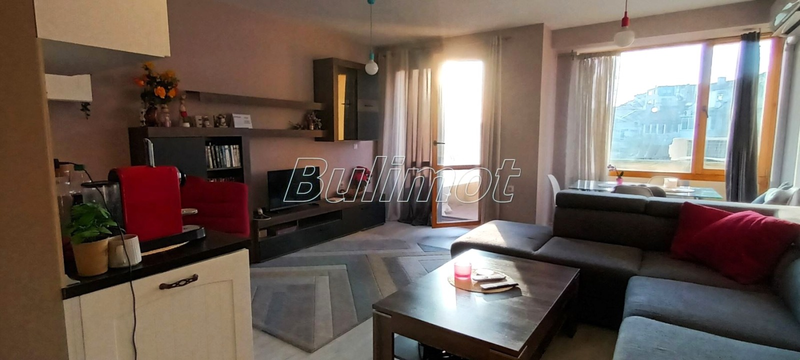 Продава МНОГОСТАЕН, гр. Варна, Бизнес хотел, снимка 4 - Апартаменти - 54287540