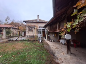 Maison Ptchelichte, région Veliko Tarnovo 1