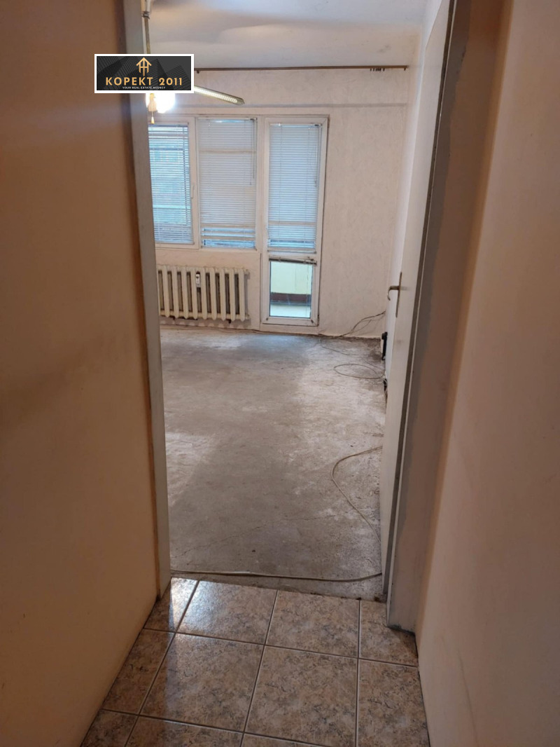 Продава  2-стаен град Русе , Здравец Север 2 , 80 кв.м | 38998836 - изображение [5]