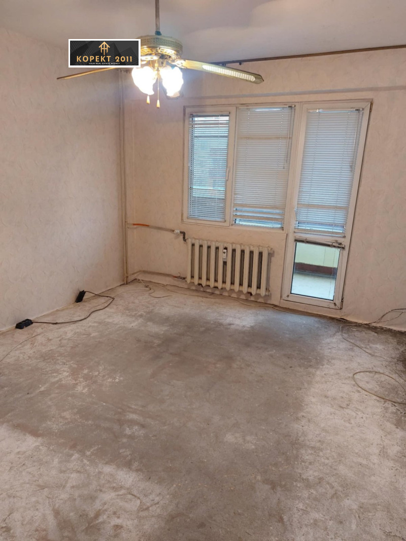 Продава  2-стаен град Русе , Здравец Север 2 , 80 кв.м | 38998836 - изображение [3]