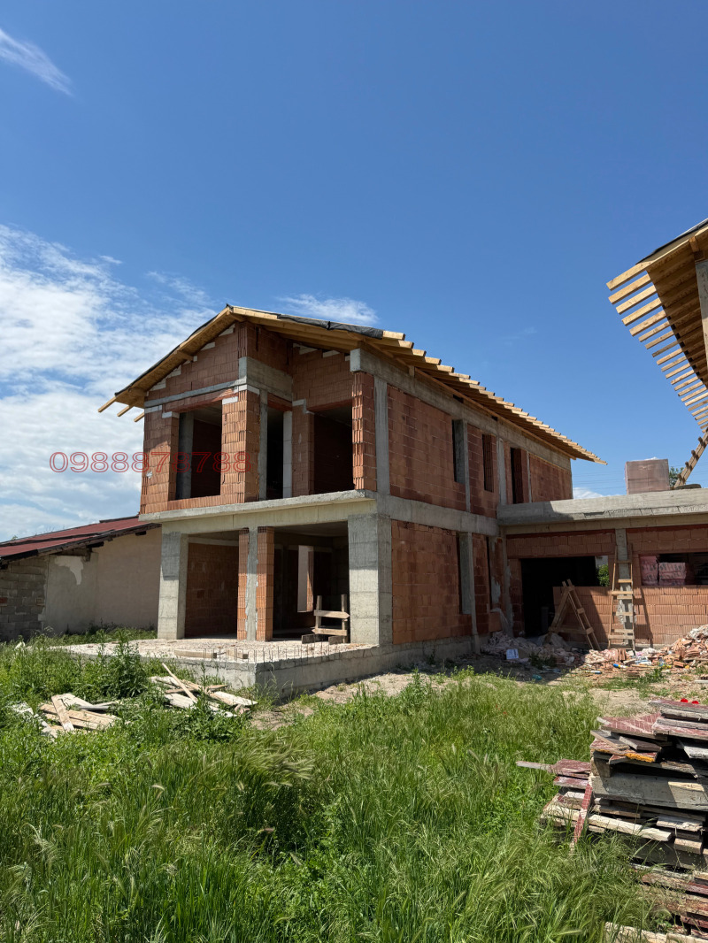 Till salu  Hus region Sofia , Ravno pole , 264 kvm | 26953057