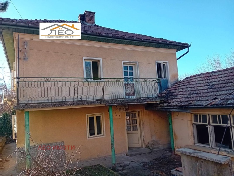 Till salu  Hus region Gabrovo , Dobromirka , 130 kvm | 29474320 - bild [2]