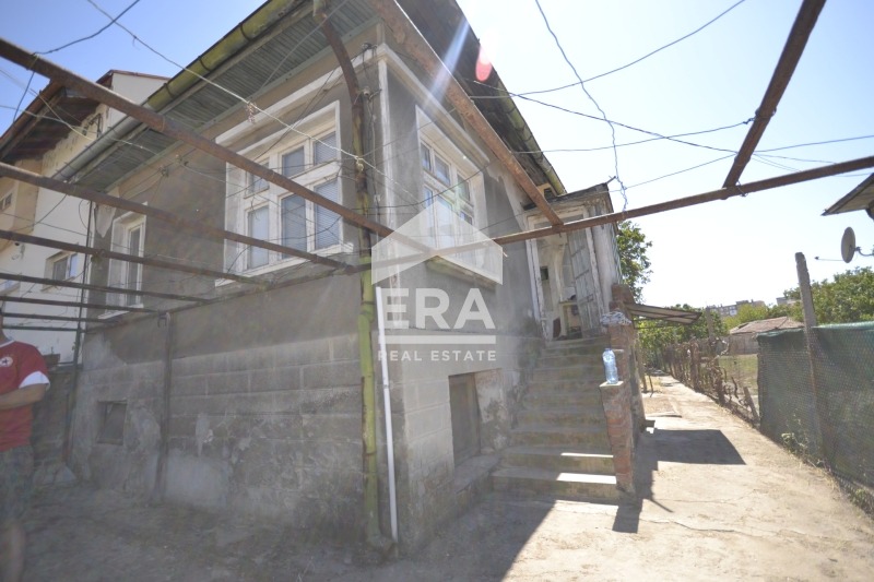 Продава КЪЩА, гр. Димитровград, област Хасково, снимка 3 - Къщи - 56653638