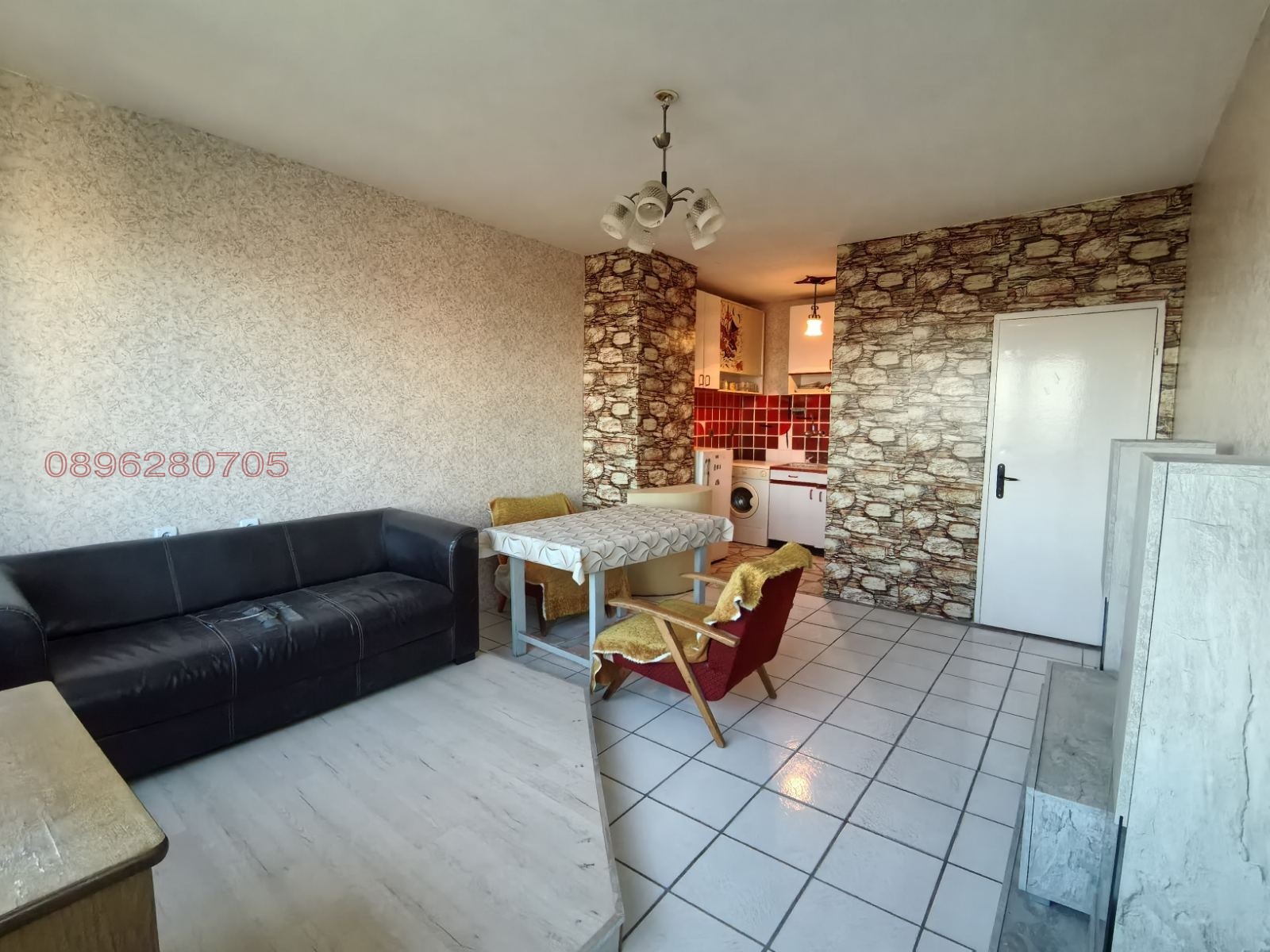 Продава 2-СТАЕН, гр. Радомир, област Перник, снимка 2 - Апартаменти - 54608765