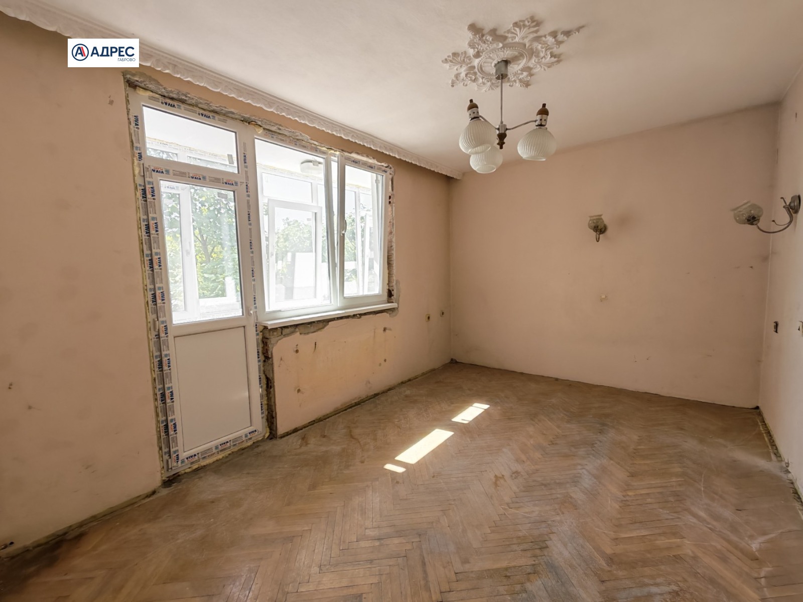 Продава 4-СТАЕН, гр. Севлиево, област Габрово