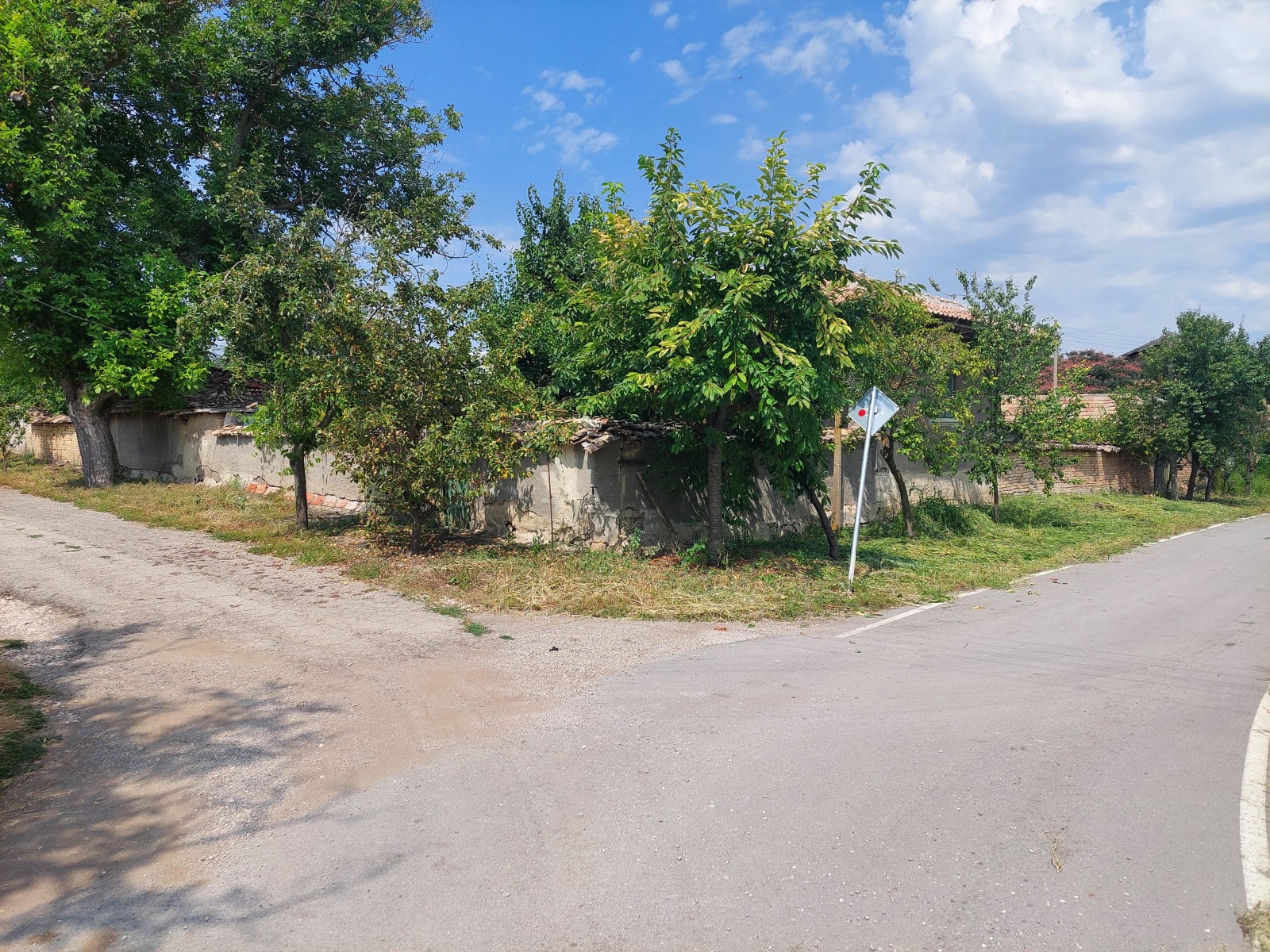 Продава КЪЩА, с. Васил Друмев, област Шумен, снимка 2 - Къщи - 55894015