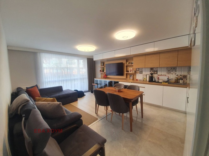 Продава 3-СТАЕН в град Пловдив, Остромила - 148 кв.м / 250 000 € » 488 957.50 лв., ЕВА ХОУМ